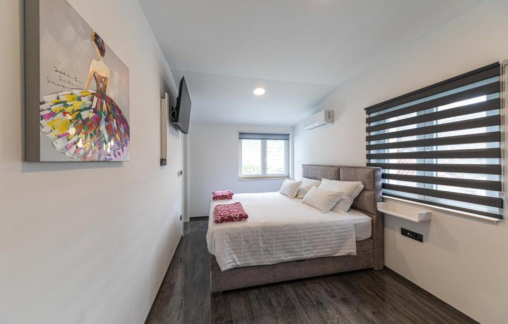 Premium Apartment With Jacuzzi Трогир Экстерьер фото